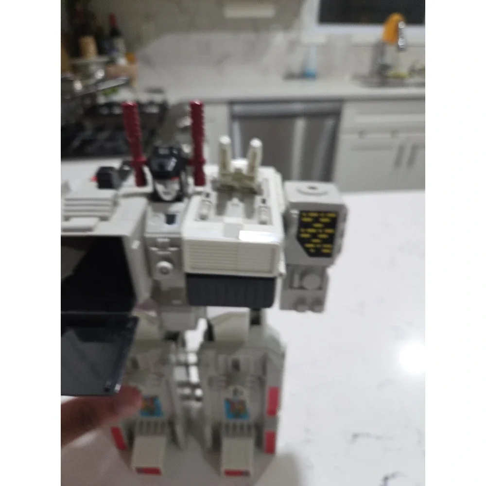 Transformers G1 Metroplex Autobot City Commander Vintage Action Figure 1985 - Picture 5 of 13